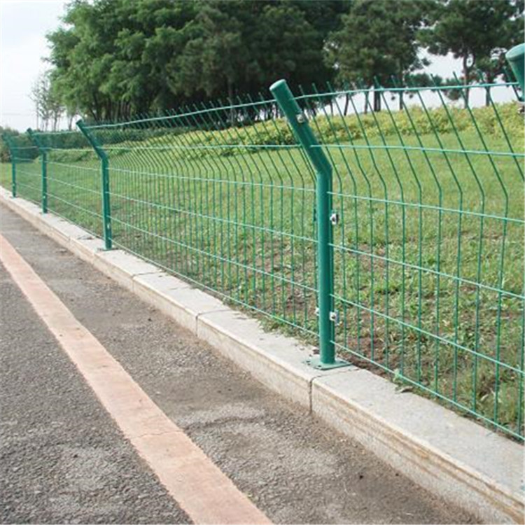 公路護欄網案例展示圖片4 公路護欄網案例展示圖片4