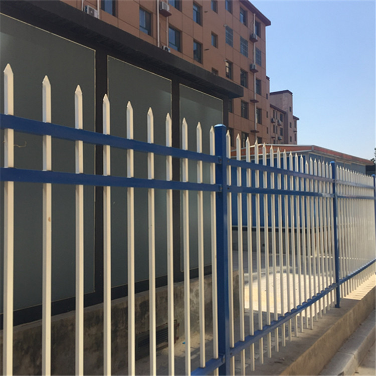 鋅鋼護欄案例展示圖片4 鋅鋼護欄案例展示圖片4