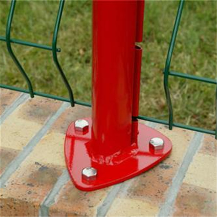 桃型柱防護網(wǎng)案例展示圖片3 桃型柱防護網(wǎng)案例展示圖片3